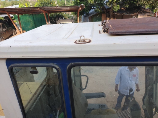 PC120-5 KOMATSU @850,000 ตัวเดินใหญ่ เครื่องโคมัตสุ รถพร้อมใช้  7,800 ชั่วโมง ระบบไฟฟ้าเต็ม สภาพสวยพร้อมเอกสารอินวอย สนใจคลิ๊ก ☎ 081-989-1989 หรั่งครับ