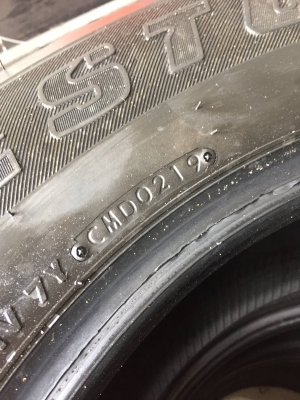 ขายยางป้ายแดง BRIDGESTONE DUELER 684II 265-65-17 ปี19 - ราคาชุดละ 14,000บาท ขายยางป้ายแดง BRIDGESTONE DUELER 684II 265-65-17 ปี19 - ราคาชุดละ 14,000บาท