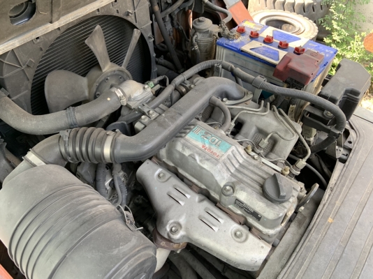 รถยกโตโยต้ารุ่น 8 น้ำหนักยก 2.5 ตัน เสาสูง 3 เมตร เครื่องดีเซล เกียร์ออโต้ แผงงาสไลด์