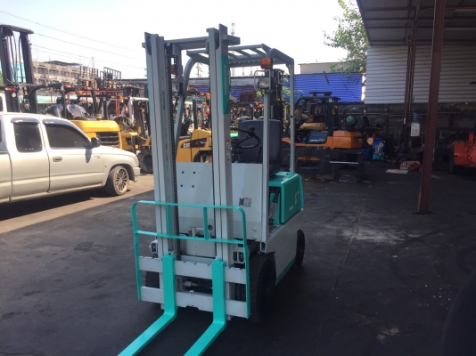 รถยกไฟฟ้าโคมัสสึนั่งขับ น้ำหนักยก 700 กิโล รถนอกนำเข้า