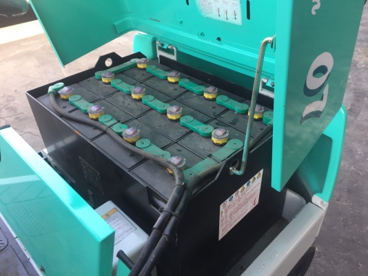 รถยกไฟฟ้าโคมัสสึนั่งขับ น้ำหนักยก 700 กิโล รถนอกนำเข้า