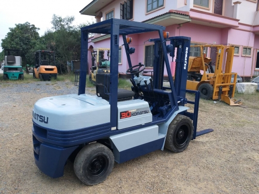 ขายรถยก KOMATSU FD30-11 เครื่องดีเซล 4D95 เสาสูง 3 เมตร ยกได้ 3 ตัน เกียร์ธรรมดา ยางตันหน้า-หลัง รถนอกนำเข้า มีเอกสารรับรองการนำเข้า ติดต่อ 098-7962549