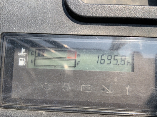 รถยกโตโยต้ารุ่น 8 น้ำหนักยก 2.5 ตัน เสาสูง 3 เมตร แผงงาสไลด์ เครื่องเบนซินติดแก๊ส