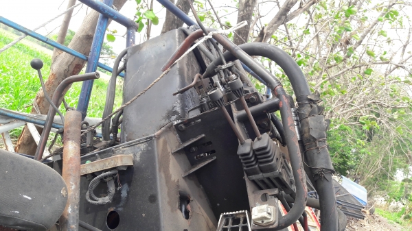 ขายเครนพับ HIAB ติดรถบรรทุก 10 ล้อ 91ZW 4 ปลอก 5ตัน พร้อมมือจับ ของเก่าติดรถญี่ปุ่น 084-5424150