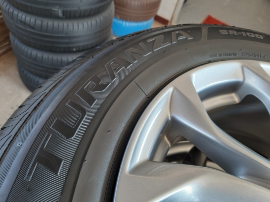 ล้อแม็กพร้อมยาง มาสด้า3 ขอบ16 5รู114.3