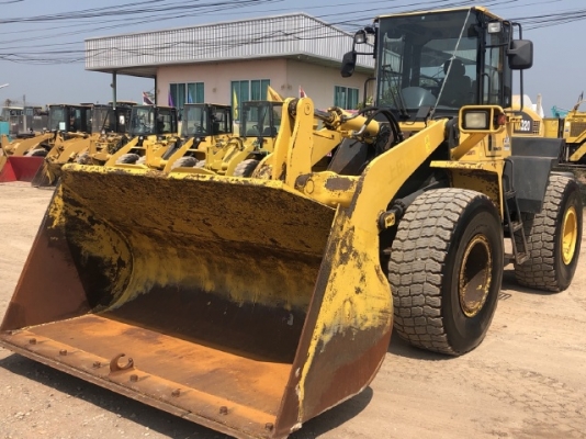 ขายรถตักล้อยาง KOMATSU WA320-5 นำเข้าเองจากญี่ปุ่น สภาพสวยพร้อมใช้ มีVDOการทำงานครับ