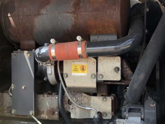 ขายรถตักล้อยาง KOMATSU WA320-5 นำเข้าเองจากญี่ปุ่น สภาพสวยพร้อมใช้ มีVDOการทำงานครับ ขายรถตักล้อยาง KOMATSU WA320-5 นำเข้าเองจากญี่ปุ่น สภาพสวยพร้อมใช้ มีVDOการทำงานครับ