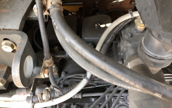 ขายรถตักล้อยาง KOMATSU WA320-5 นำเข้าเองจากญี่ปุ่น สภาพสวยพร้อมใช้ มีVDOการทำงานครับ ขายรถตักล้อยาง KOMATSU WA320-5 นำเข้าเองจากญี่ปุ่น สภาพสวยพร้อมใช้ มีVDOการทำงานครับ