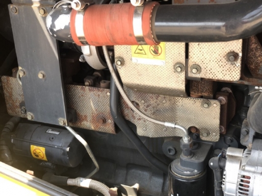 ขายรถตักล้อยาง KOMATSU WA320-5 นำเข้าเองจากญี่ปุ่น สภาพสวยพร้อมใช้ มีVDOการทำงานครับ ขายรถตักล้อยาง KOMATSU WA320-5 นำเข้าเองจากญี่ปุ่น สภาพสวยพร้อมใช้ มีVDOการทำงานครับ