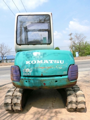 KOMATSU 40-7 ขนาดPC-40 <มีVDOให้ชม>รถเก่านอกมีเอกสารอินวอย☎️ติดต่อ 085-5632278 <ราคาต่อรองได้>