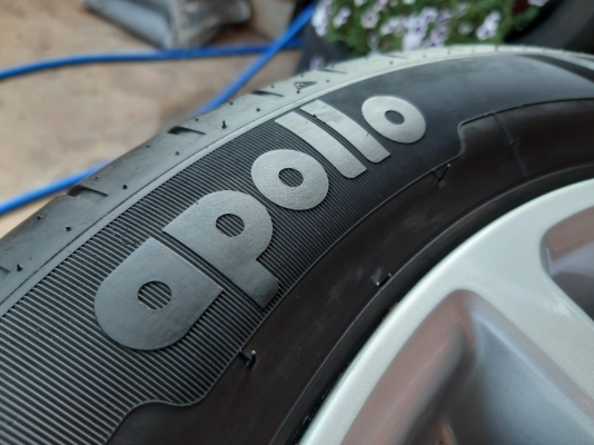 ล้อแม็กถอดป้ายแดงสวิฟท์ ขอบ16 4รู100 พร้อมยาง อพอลโล่ ปี16 ล้อแม็กถอดป้ายแดงสวิฟท์ ขอบ16 4รู100 พร้อมยาง อพอลโล่ ปี16