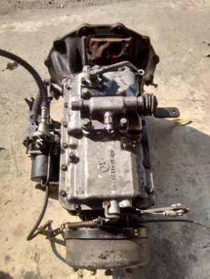 ขายเกียร์ HOใหญ่ 8 รอบ 2 ฮีโน่ 6 เกียรเดินหน้า 7 เกียร์ถอย