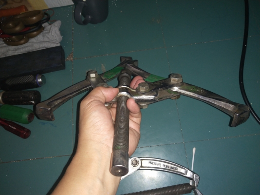 ขายสองขาดูดลูกปืนขนาด6&quot; SUPER MADE IN JAPAN. มือสองสภาพดี