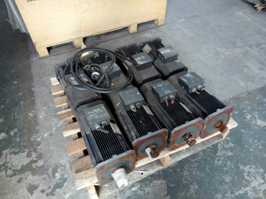 ขายรอก 20 ตันโคเน่พร้อมใช้ ระบบอินเวอร์เตอร์ มีขึ้นลงซ้ายขวา มี 2 ชุด ราคาชุดละ 400,000ครับ ขายรอก 20 ตันโคเน่พร้อมใช้ ระบบอินเวอร์เตอร์ มีขึ้นลงซ้ายขวา มี 2 ชุด ราคาชุดละ 400,000ครับ