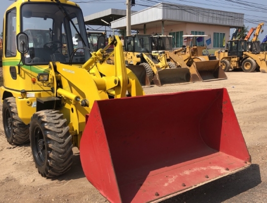 ขายรถตักล้อยาง MITSUBISHI WS210 (เทียบเท่า WA30) นำเข้าเองจากญี่ปุ่น สภาพสวยพร้อมใช้ มีVDOการทำงานครับ ขายรถตักล้อยาง MITSUBISHI WS210 (เทียบเท่า WA30) นำเข้าเองจากญี่ปุ่น สภาพสวยพร้อมใช้ มีVDOการทำงานครับ