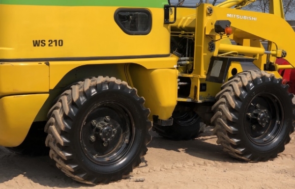ขายรถตักล้อยาง MITSUBISHI WS210 (เทียบเท่า WA30) นำเข้าเองจากญี่ปุ่น สภาพสวยพร้อมใช้ มีVDOการทำงานครับ ขายรถตักล้อยาง MITSUBISHI WS210 (เทียบเท่า WA30) นำเข้าเองจากญี่ปุ่น สภาพสวยพร้อมใช้ มีVDOการทำงานครับ