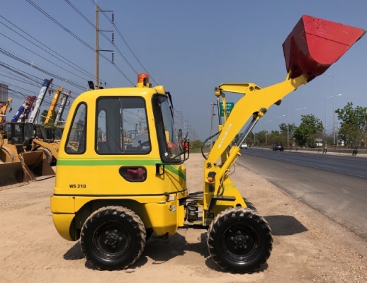 ขายรถตักล้อยาง MITSUBISHI WS210 (เทียบเท่า WA30) นำเข้าเองจากญี่ปุ่น สภาพสวยพร้อมใช้ มีVDOการทำงานครับ ขายรถตักล้อยาง MITSUBISHI WS210 (เทียบเท่า WA30) นำเข้าเองจากญี่ปุ่น สภาพสวยพร้อมใช้ มีVDOการทำงานครับ