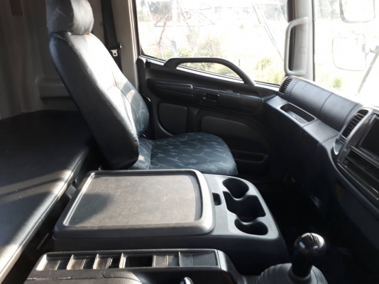 Hino 344 ปี 56 สิบล้อหัวลากสองเพลา ไมล์สามแสน ยางเต็ม ทะเบียนพร้อม