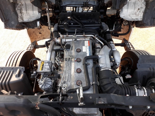 Hino 344 ปี 56 สิบล้อหัวลากสองเพลา ไมล์สามแสน ยางเต็ม ทะเบียนพร้อม