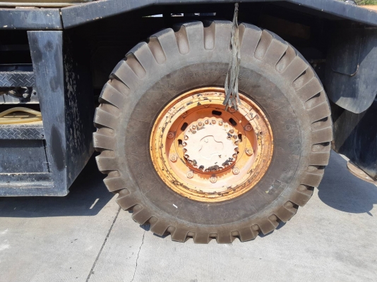 ขายรถเครนสี่ล้อคาโต้KR20-V 25 ตันเล่มทะเบียน