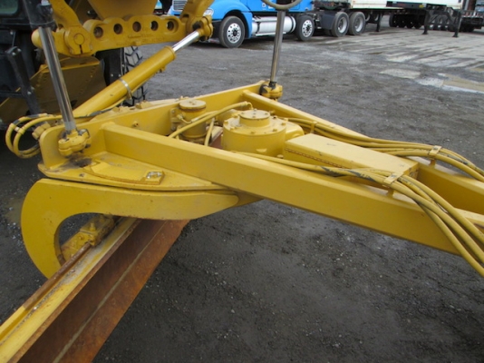 ขายรถเกรด CATERPILLAR 140M with Ripper ปี 2010 6,000ชม. 092-929-9942 ธีรเทพ ขายรถเกรด CATERPILLAR 140M with Ripper ปี 2010 6,000ชม. 092-929-9942 ธีรเทพ