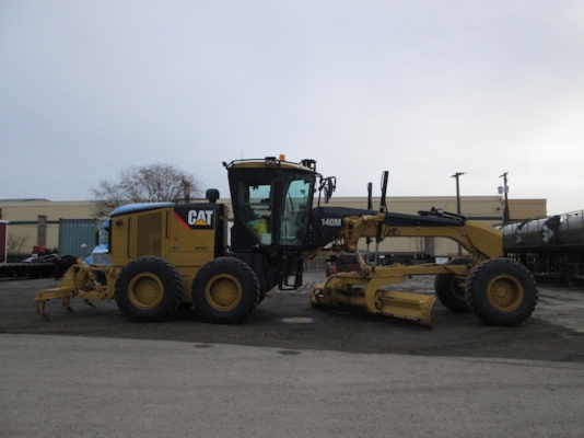 ขายรถเกรด CATERPILLAR 140M with Ripper ปี 2010 6,000ชม. 092-929-9942 ธีรเทพ ขายรถเกรด CATERPILLAR 140M with Ripper ปี 2010 6,000ชม. 092-929-9942 ธีรเทพ