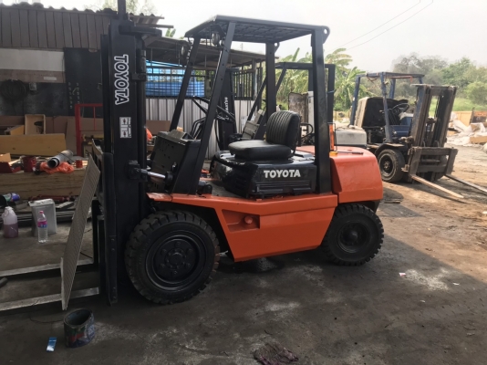 รถโฟล์คลิฟท์