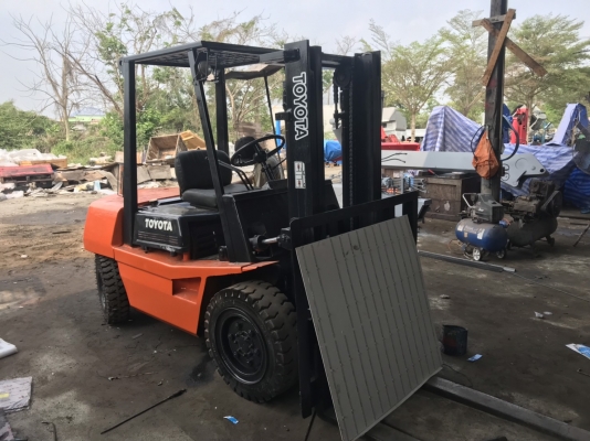 รถโฟล์คลิฟท์