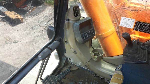 ขายแบคโฮHITACHI ZX470LCR-3 เก่านอกญี่ปุ่น