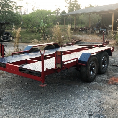 ผู้ผลิต เทเลอร์บรรทุกรถไถ