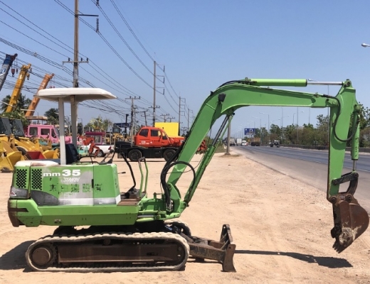 ขายรถขุด MITSUBISHI MM35 คอลโทรลสั้น ปั้มนิ้ว นำเข้าเองจากญี่ปุ่น สภาพสวยพร้อมใช้ มีVDOการทำงานครับ