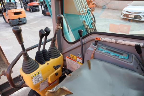 KUBOTAR RX-303 (ขนาดPC30)  สวยเดิมจากญี่ปุ่น ยังไม่เคยใช้ในไทย100\%