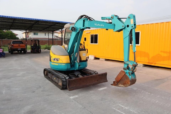 KUBOTAR RX-303 (ขนาดPC30)  สวยเดิมจากญี่ปุ่น ยังไม่เคยใช้ในไทย100\%