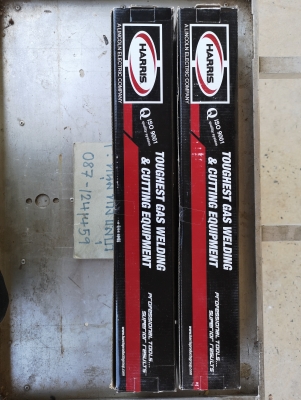 ขายหัวตัดแก๊สของใหม่มี 2 ตัว ใช้กับแก๊ส LPG ยี่ห้อ HARRIS รุ่น 62-5F(Made in Poland) ขายหัวตัดแก๊สของใหม่มี 2 ตัว ใช้กับแก๊ส LPG ยี่ห้อ HARRIS รุ่น 62-5F(Made in Poland)