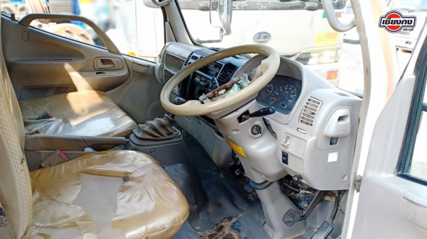 หัวเก๋ง HINO DUTRO (หัวแคบ)