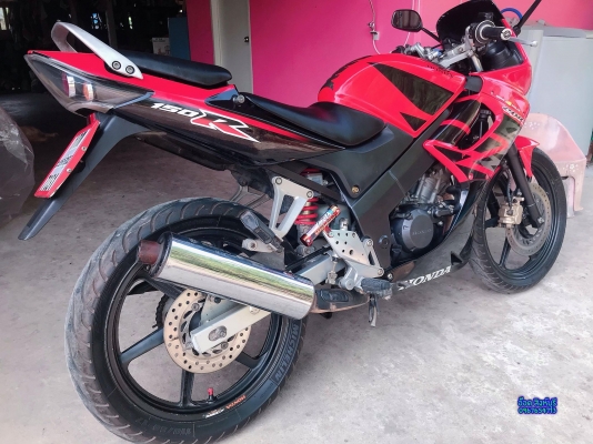 ขาย CBR150R ปี48 สตาร์ทมือสภาพสวยๆ พร้อมใช้ ทะเบียนไม่ขาด พร้อมโอน
