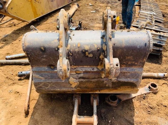 ขายค่ะ!! บุ้งกี๋ Cat 320 ถอดจากตัวรถ สภาพสวยมากๆค่ะ