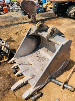 ขายค่ะ!! บุ้งกี๋ Cat 320 ถอดจากตัวรถ สภาพสวยมากๆค่ะ