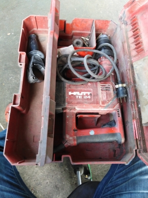 สว่าน HILTI TE24