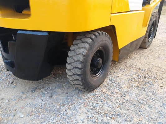 ขายรถยก TCM FD25Z เครื่องดีเซล 4BC2 เสาสูง 3 เมตร เสาเช้าตู้ ยกได้ 2.5 ตัน เกียร์ออโต้ รถนอกนำเข้า ติดต่อ 098-7962549