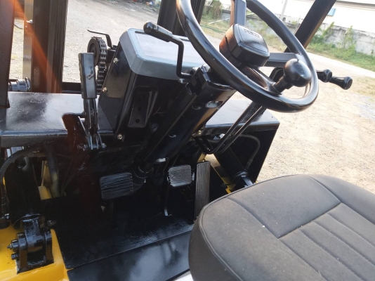 ขายรถยก TCM FD25Z เครื่องดีเซล 4BC2 เสาสูง 3 เมตร เสาเช้าตู้ ยกได้ 2.5 ตัน เกียร์ออโต้ รถนอกนำเข้า ติดต่อ 098-7962549