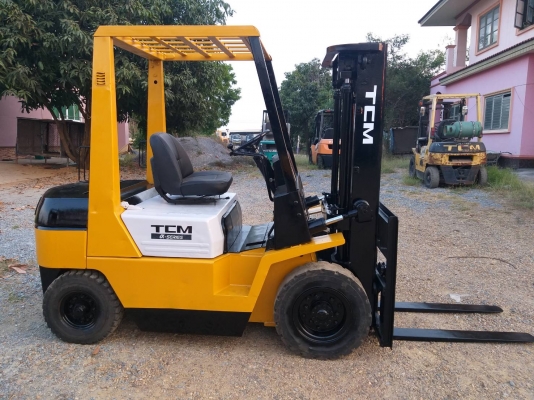 ขายรถยก TCM FD25Z เครื่องดีเซล 4BC2 เสาสูง 3 เมตร เสาเช้าตู้ ยกได้ 2.5 ตัน เกียร์ออโต้ รถนอกนำเข้า ติดต่อ 098-7962549