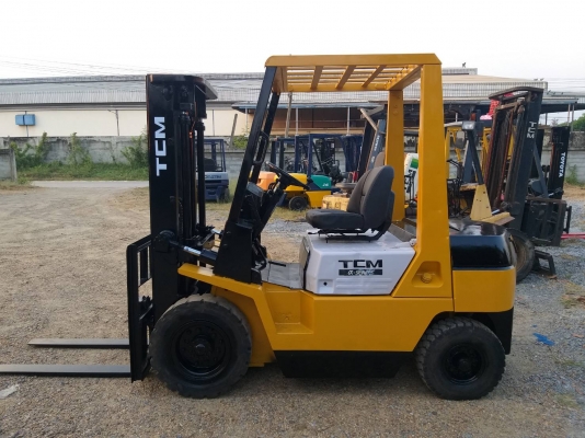 ขายรถยก TCM FD25Z เครื่องดีเซล 4BC2 เสาสูง 3 เมตร เสาเช้าตู้ ยกได้ 2.5 ตัน เกียร์ออโต้ รถนอกนำเข้า ติดต่อ 098-7962549