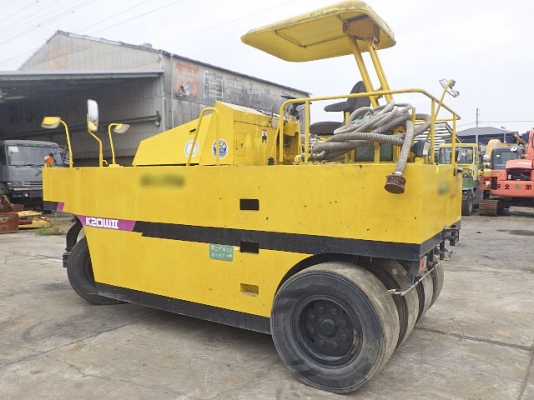 ขายรถบด 7 ล้อ KAWASAKI K20WII นำเข้าเองจากญี่ปุ่น สภาพสวยพร้อมใช้ ถึงเร็วๆนี้ครับ