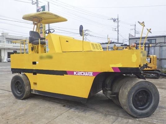 ขายรถบด 7 ล้อ KAWASAKI K20WII นำเข้าเองจากญี่ปุ่น สภาพสวยพร้อมใช้ ถึงเร็วๆนี้ครับ