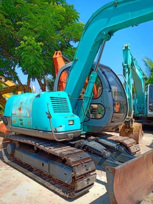 ขายจ้า..KOBELCO SK60-2 มาร์คไฟว์  เก่านอกแท้  สภาพสวย เครื่องปั๊มดี ใช้งานมาน้อย ลองระบบกันได้ทุกวัน โทร 089-3818694 จ๊อย