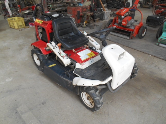 รถตัดหญ้าOREC RM95 18แรง พร้อมใช้งาน