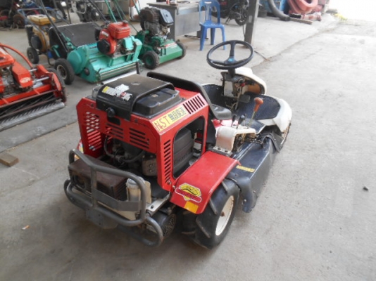 รถตัดหญ้าOREC RM95 18แรง พร้อมใช้งาน