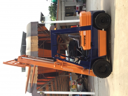 อาร์ ซี เอช โฟรคลิฟท์   ขาย โตโยต้า รุ่น 5 ดีเซล 2.5 ตัน