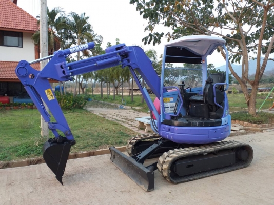 ขายรถขุด Komatsu PC28UU-3 เครื่องKomatsu 3สูบ เครื่องยนต์3D82 คอนโทรลสั้น ปั้มนิ้ว แทรคยาง มีหลังคา ขายรถขุด Komatsu PC28UU-3 เครื่องKomatsu 3สูบ เครื่องยนต์3D82 คอนโทรลสั้น ปั้มนิ้ว แทรคยาง มีหลังคา